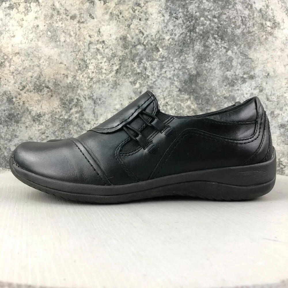 Earth Women's Size 8B Hawk Black Leather Stretch Panel Slip On Casual Shoes